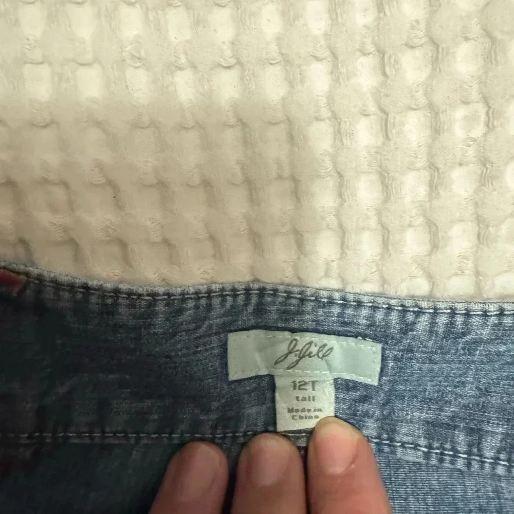J. Jill Tall jeans!  Lightweight.  Smoke free home. - Picture 5 of 5
